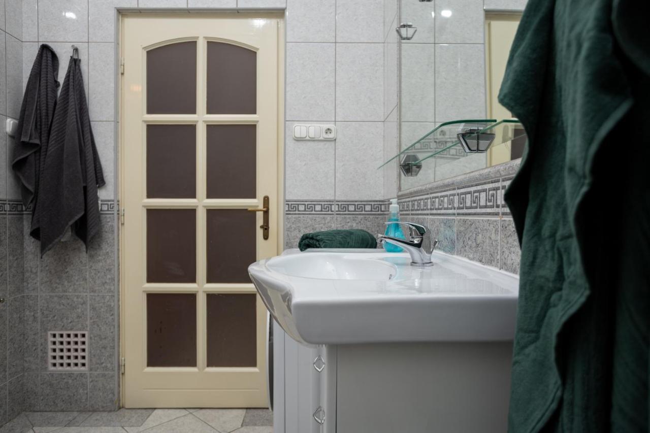 Emerald Suite With Free Parking Budapest Exterior foto
